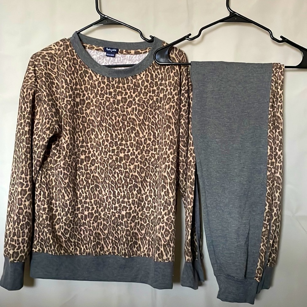 cheetah print 2 piece jogger set